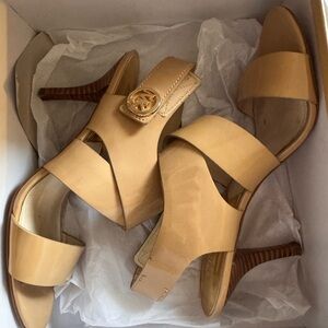MICHAEL KORS Elegant Tan Women's Heels